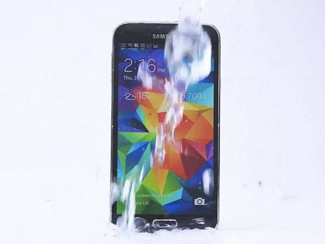 Samsung’s Galaxy S5 Takes the Ice Bucket Plunge, Challenges Apple, HTC and Nokia Phones