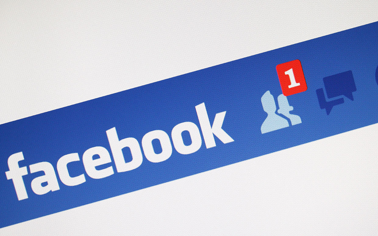 Facebook Overhauls News Feed Algorithm to Prioritize Friends’ Content