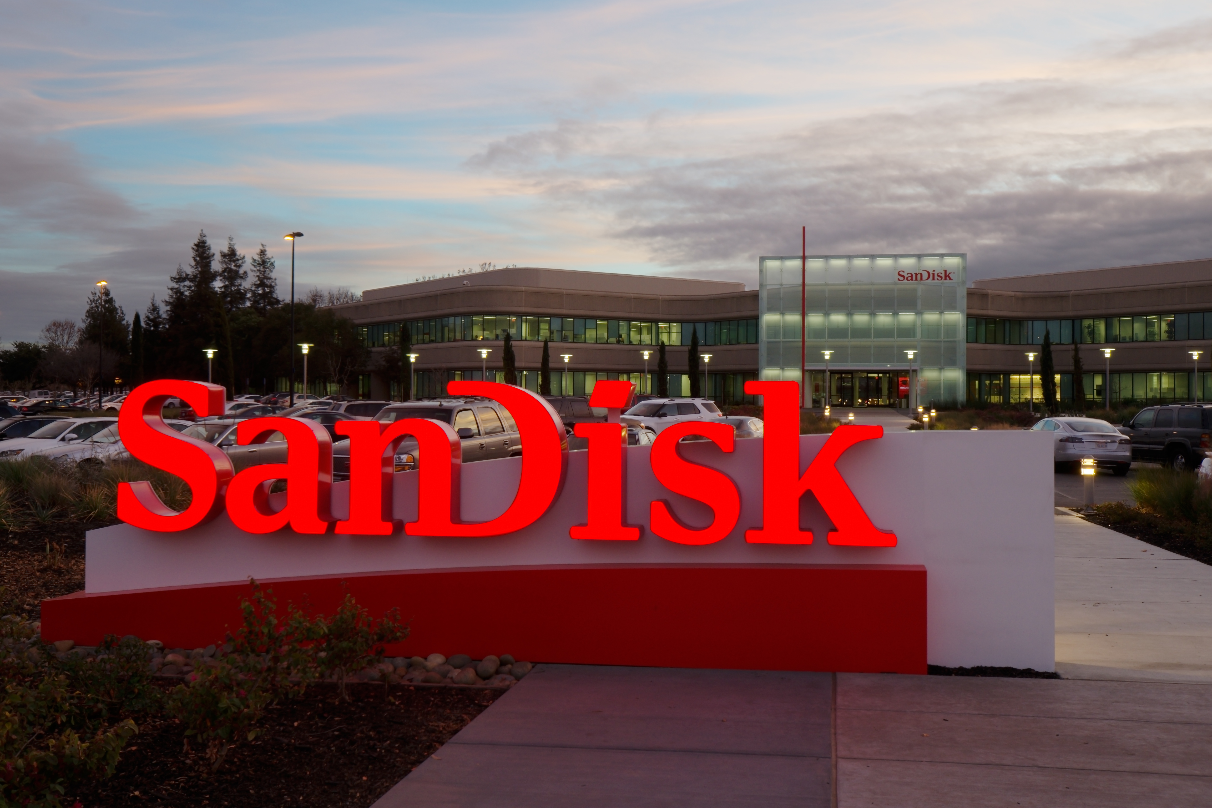 SanDisk: Leading Memory Card Manufacturer Acquired for a Whopping $19 billion