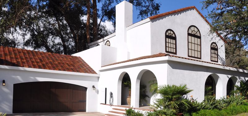Revealing Tesla’s Innovative Solar Roof Design: A Closer Look