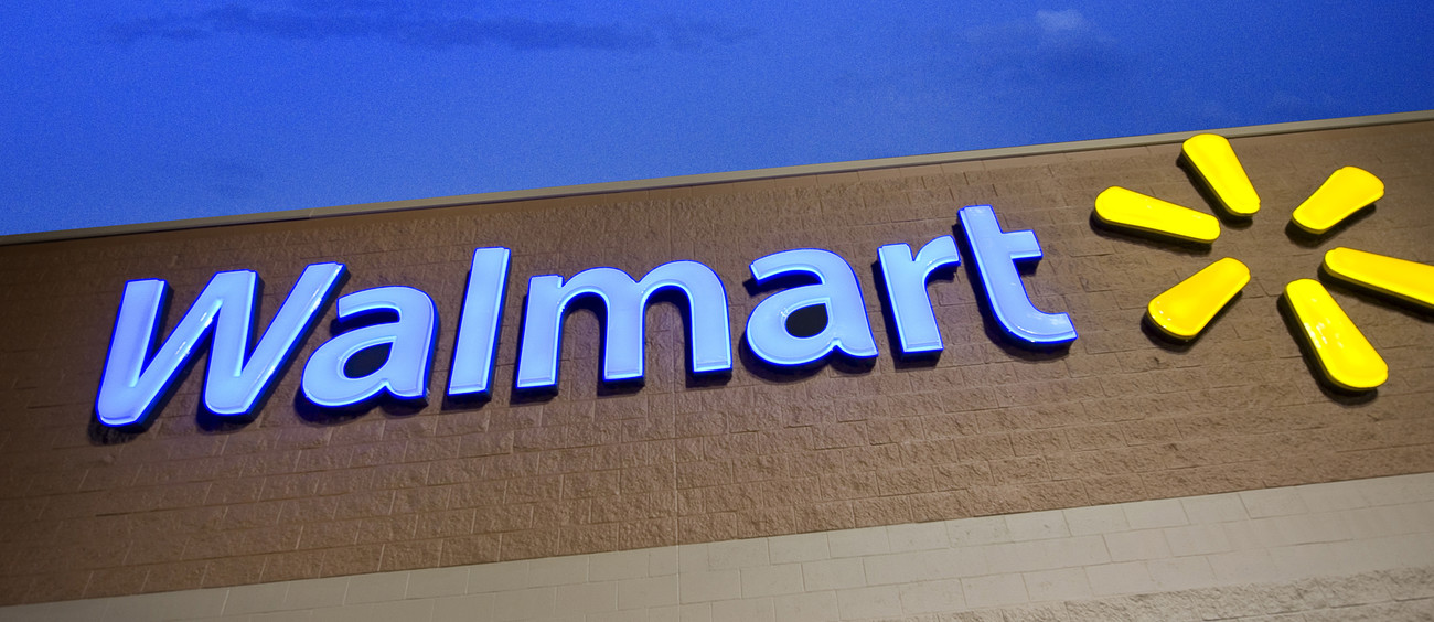 Walmart Empowers Staff with a New Initiative: Deliver Online Orders for Extra Cash