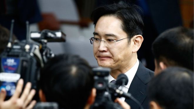 Samsung Heir, Lee Jae-Yong, Grapples with Graft Charges Amidst Business Triumphs
