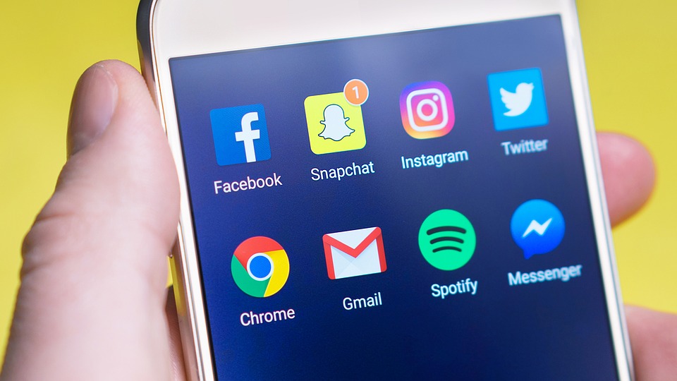 Enhancing Marketing Strategies: The Power of Social Live Chat