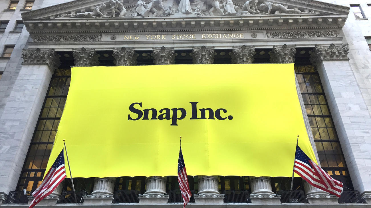 Snap’s Stock Positions Tumble Amidst Market Unrest; Early Investors and Insiders Release Shares