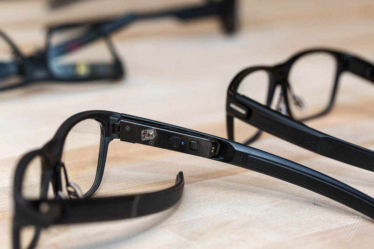 Intel Has Its Own Smart Eyeglasses And Its Called Vaunt. It’s Got Great Reviews So Far Too