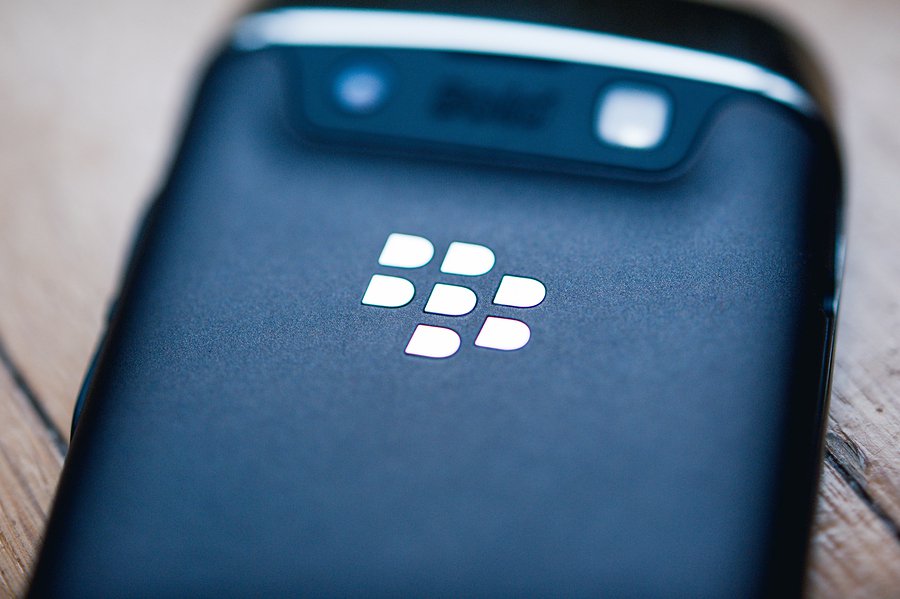 FBI Arrests CEO Of Phantom Secure Vincent Ramos, Says His Company Altered BlackBerry Phones For Criminals