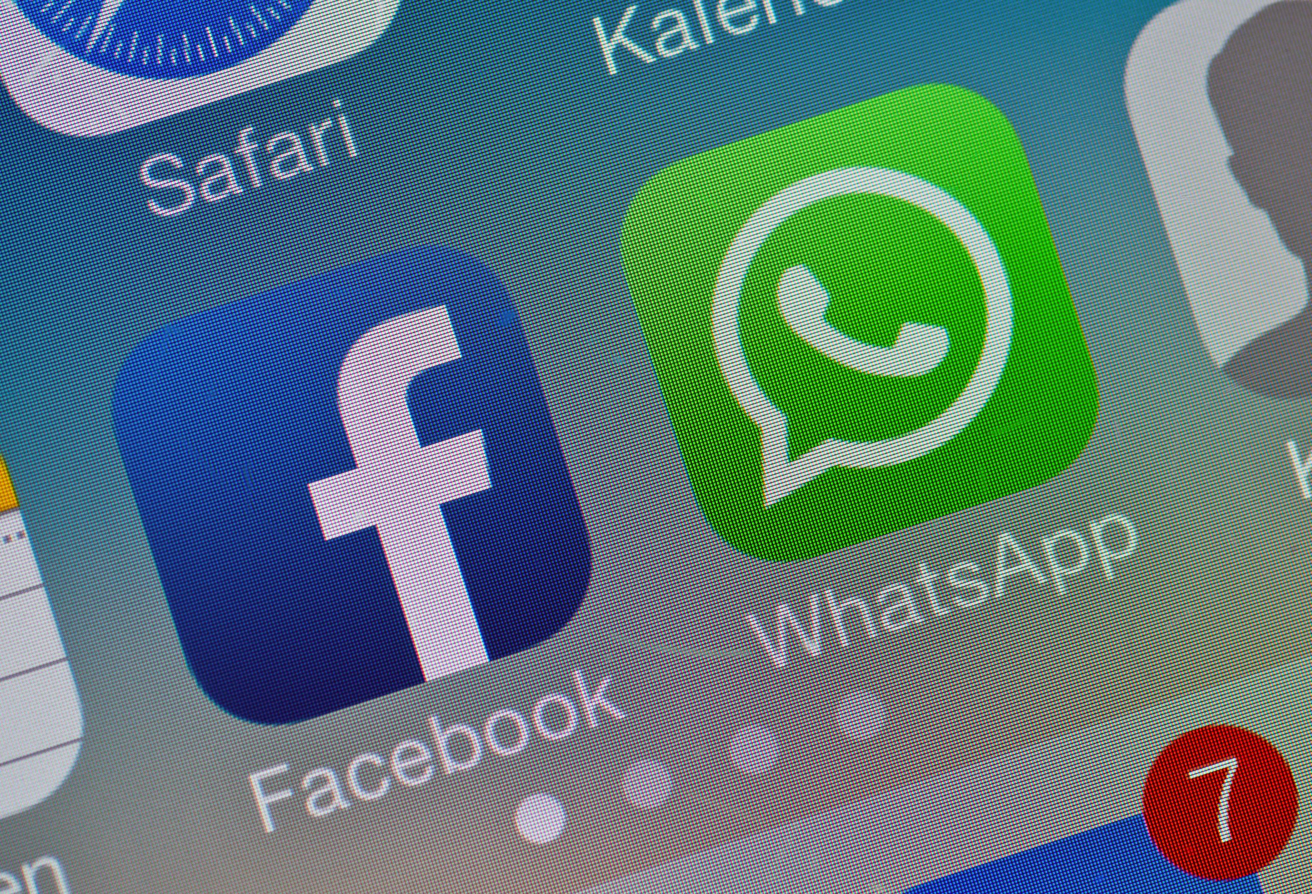 UK Watchdog Blocks Facebook And WhatsApp Data-Sharing Plan