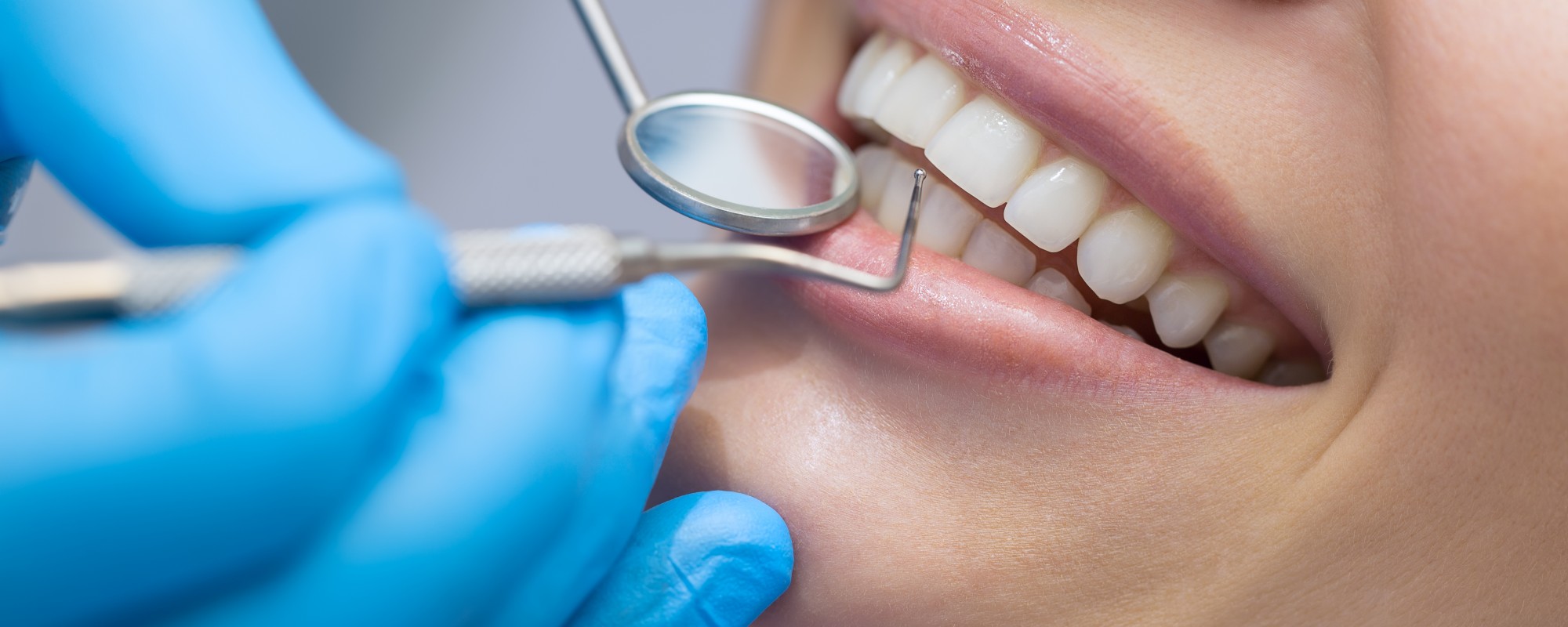 Top 12 Mobile Apps For Dental Students
