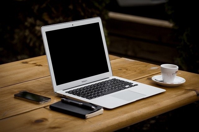 7 Tips For Working From Home During The COVID-19 Pandemic