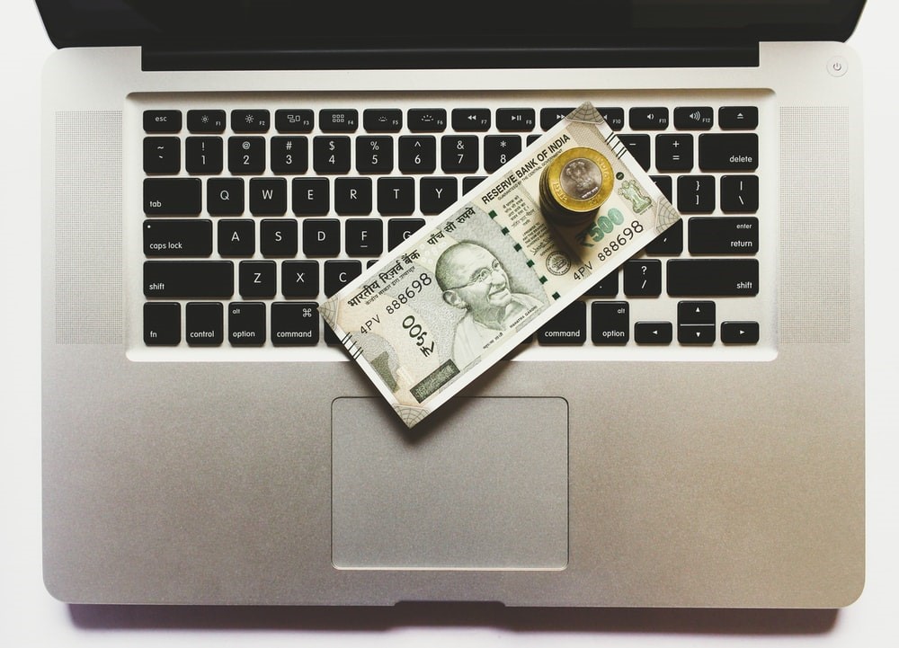 Why Laptops Are Getting More And More Expensive? 5 Reasons