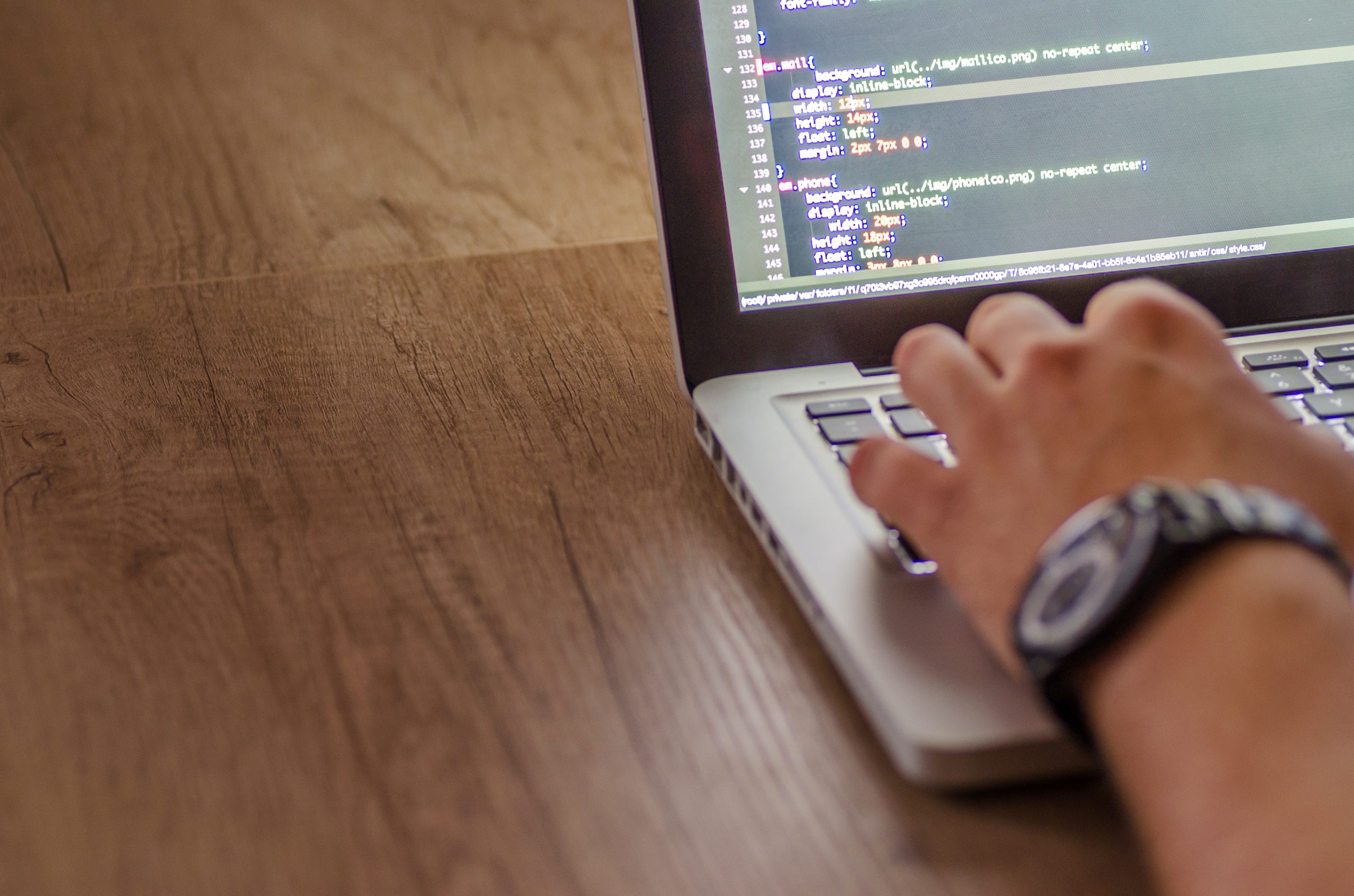 Here Are 5 Reasons To Update Your Software