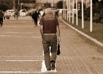 Aging In The Digital Age: How Technology Is Transforming The Way We Grow Old