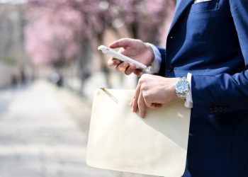 Reasons Not To Use Your Personal Phone Number For Business