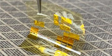Stanford Scientists Develop New Photovoltaic Material, TMD For Lightweight Solar Panels