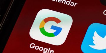 Google Is Testing A New Location For The Google App’s Search Bar