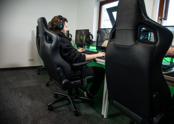 7 Simple Tricks That Will Make Anyone Better At Games