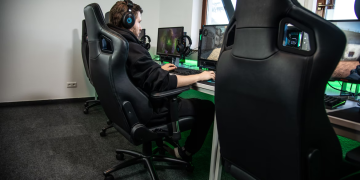 7 Simple Tricks That Will Make Anyone Better At Games
