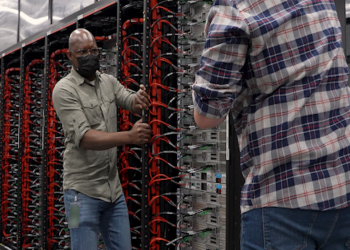 Oracle Penetrates Africa With The Opening Of Its First African Data Centre