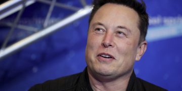 Elon Musk Activates Starlink Service To Provide Internet in Ukraine