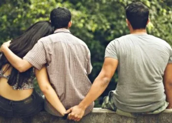 Is Your Girlfriend Cheating On You? Several Ways To Find Out The Truth