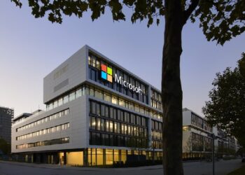 Microsoft  In Major Shake-Off, Announces The Disengagement Of 10,000 Employees