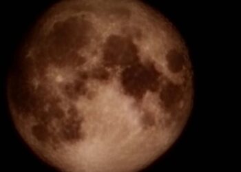 Samsung Caught Faking Zoom Photos Of The Moon