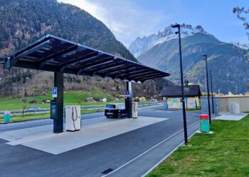 EU Passes Law To Make EV Chargers Available On Major Roads