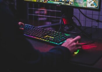 The Evolution of Online Gaming