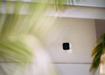 Airbnb Bans Indoor Cameras Amid Privacy Concerns
