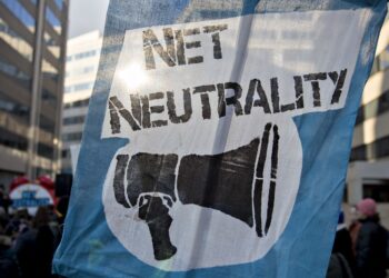 FCC To Regulate Internet Providers, Bring Back Net Neutrality