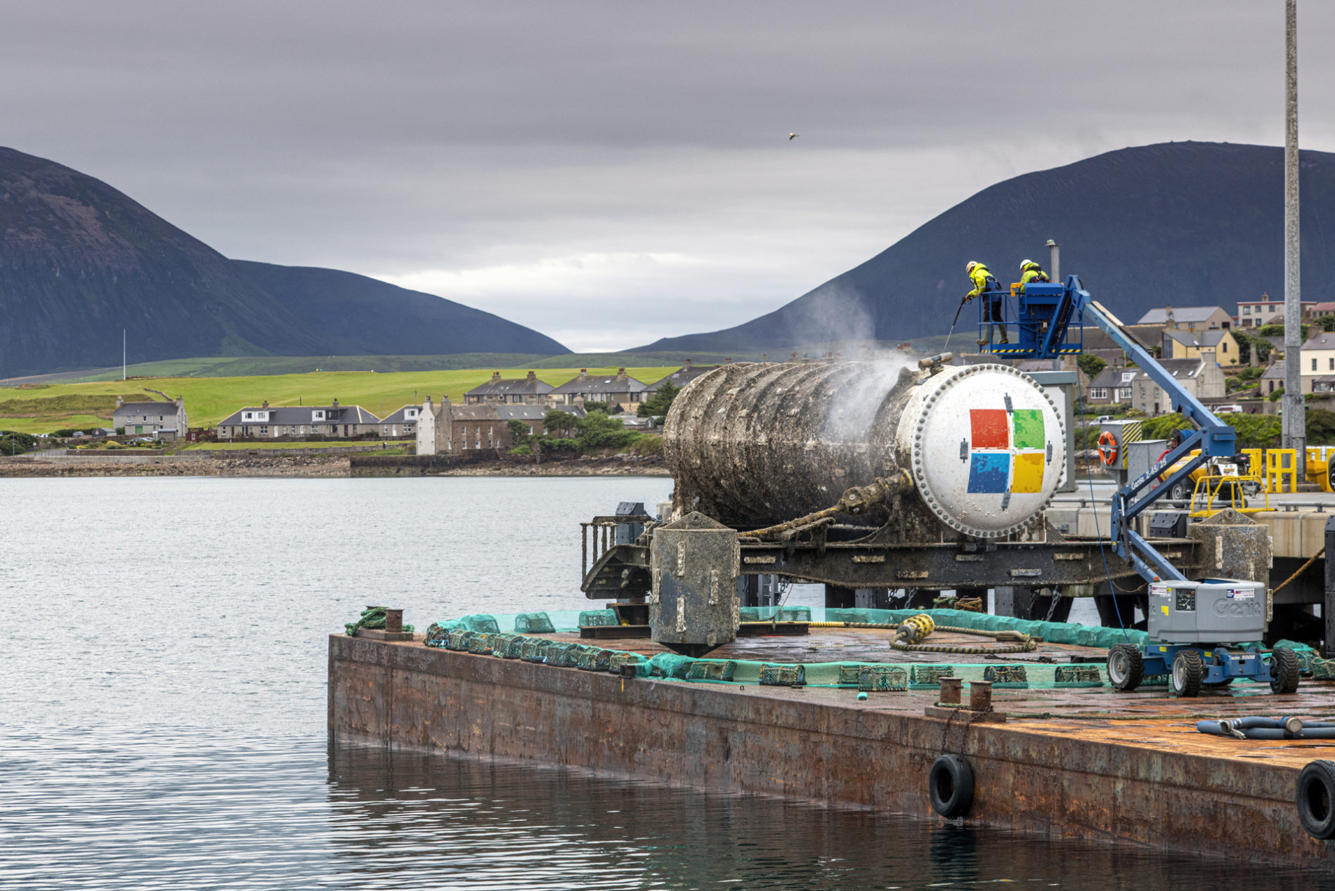 Microsoft's Project Natick - An Underwater Datacenter