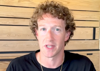Zuckerberg Reveals When Your Phone Will Become Obsolete