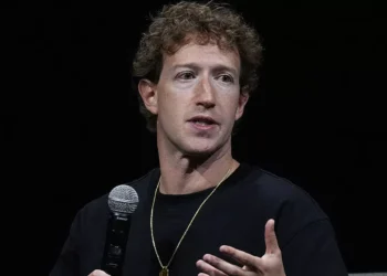 Meta Replaces Fact-Checkers with Content Moderators