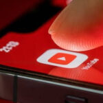 YouTube Is Testing “Play Something” Button for Android Users. YouTube play something float button