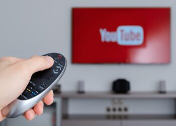 YouTube Viewing Shifts from Phones to TV Screens