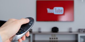 YouTube Viewing Shifts from Phones to TV Screens