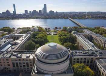 MIT Becomes Top Choice for 2025 Candidates Over Harvard