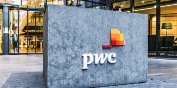 PwC Predicts Global Telecom Revenue Will Reach $1.3tr by 2028