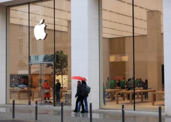 Apple Beats German Antitrust Crackdown in High Court
