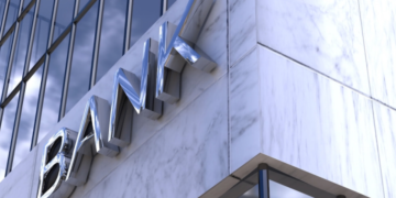 FinTech and Crypto Firms Pursue Banking Ambitions