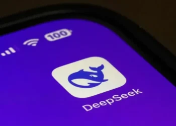 DeepSeek Launches R1 Reasoning Model on Hugging Face
