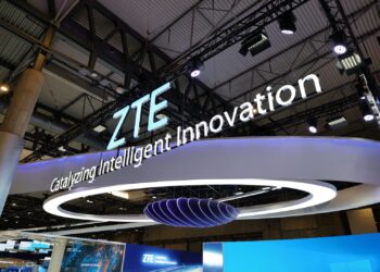ZTE Unveils Full-Stack AI for Edge-to-Cloud Connectivity