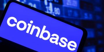 Coinbase to Cut 14% of Staff as AI Reshapes How it Works