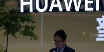 Huawei Profit Slump Shows AI Chip Self-Reliance Is Costly