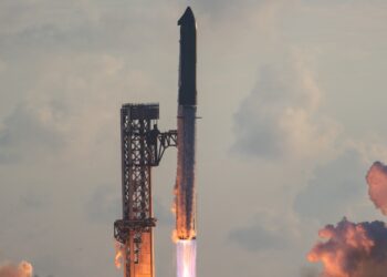 Starship Reaches Orbit For First Time But Returns Early