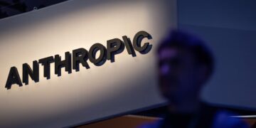 Anthropic Staff Expect Faster AI Progress Than Most Americans