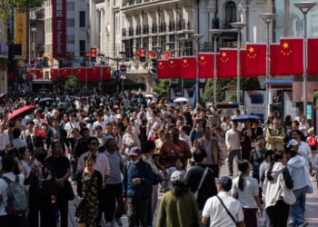 China’s Q3 Growth Rebounds to 4.5% as Tech Exports Surge