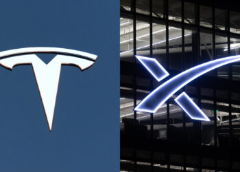 Tesla and SpaceX Form Committees to Explore a Merger